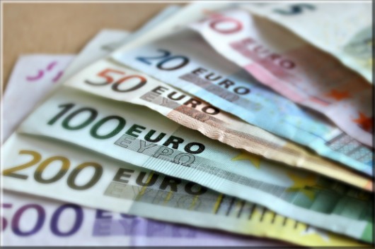 Finanzkrise und ihre Folgen auf den Menschen. Finanzkrise und ihre Folgen auf den Menschen.